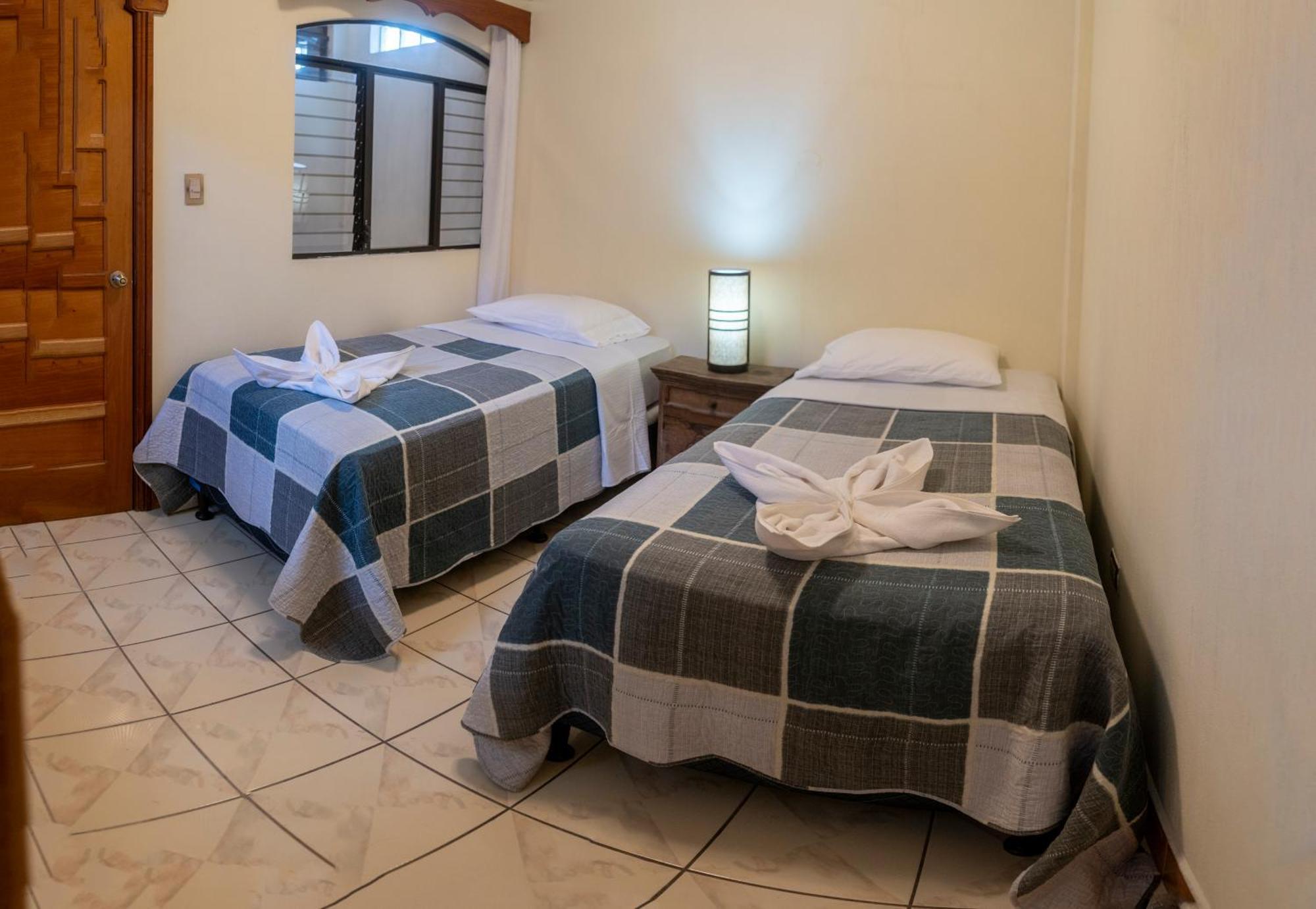Hotel Los Manantiales Panajachel Eksteriør bilde